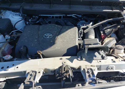 2022 Toyota Highlander Xle z USA, uszkodzony, nr VIN 5TDHZRBH2NS175452